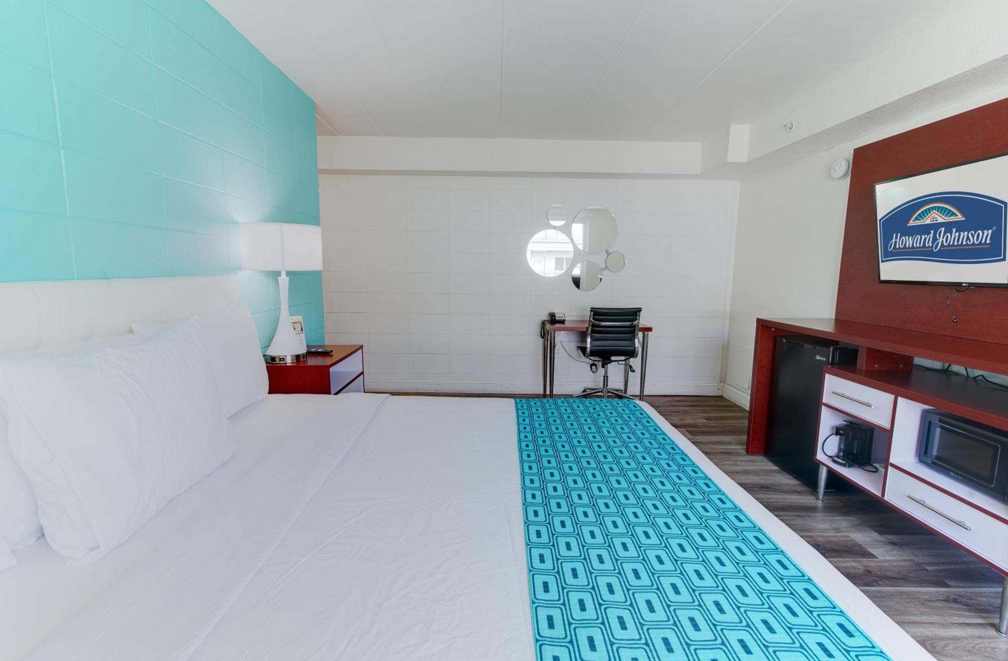 Howard Johnson By Wyndham Virginia Beach At The Beach Екстериор снимка