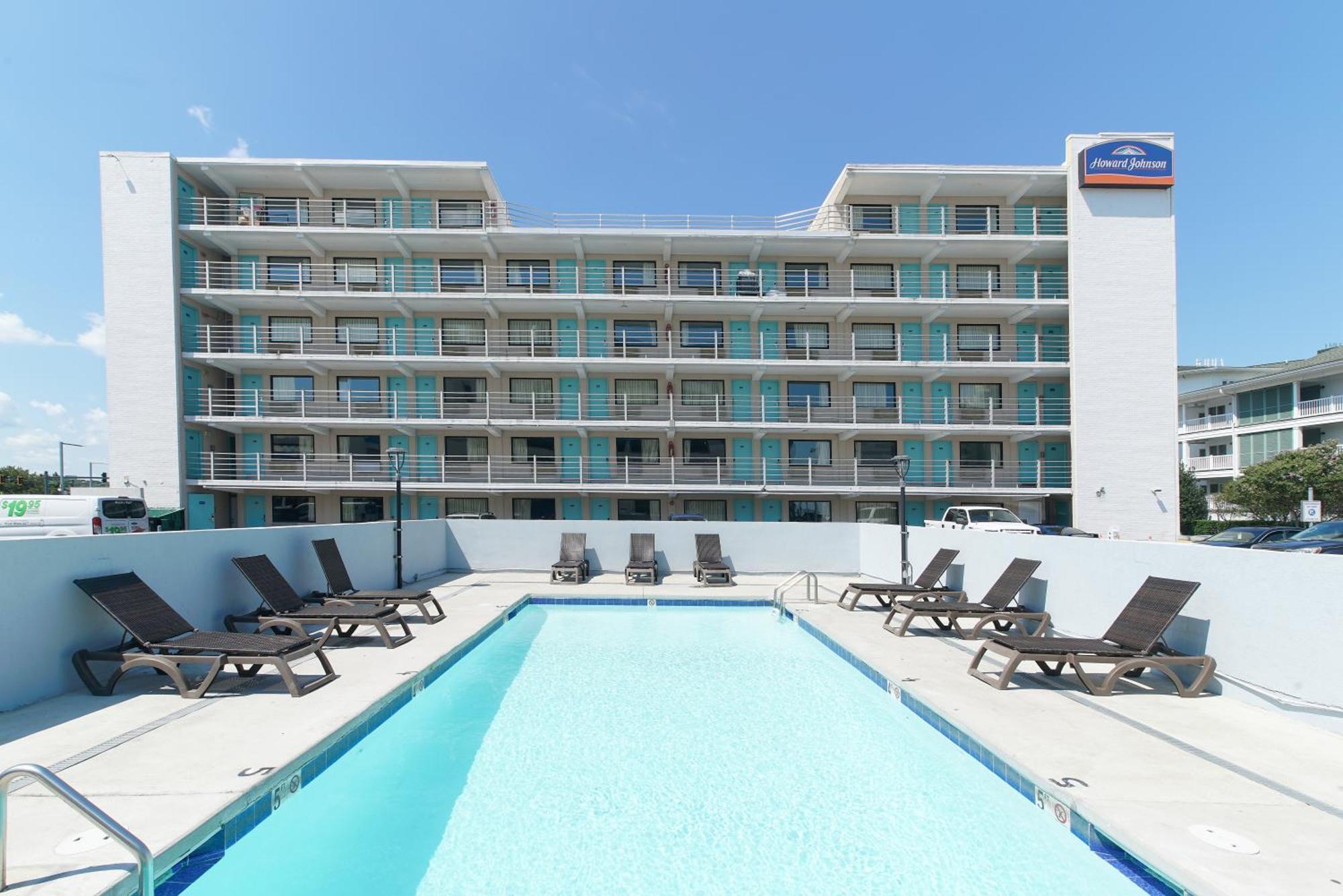 Howard Johnson By Wyndham Virginia Beach At The Beach Екстериор снимка