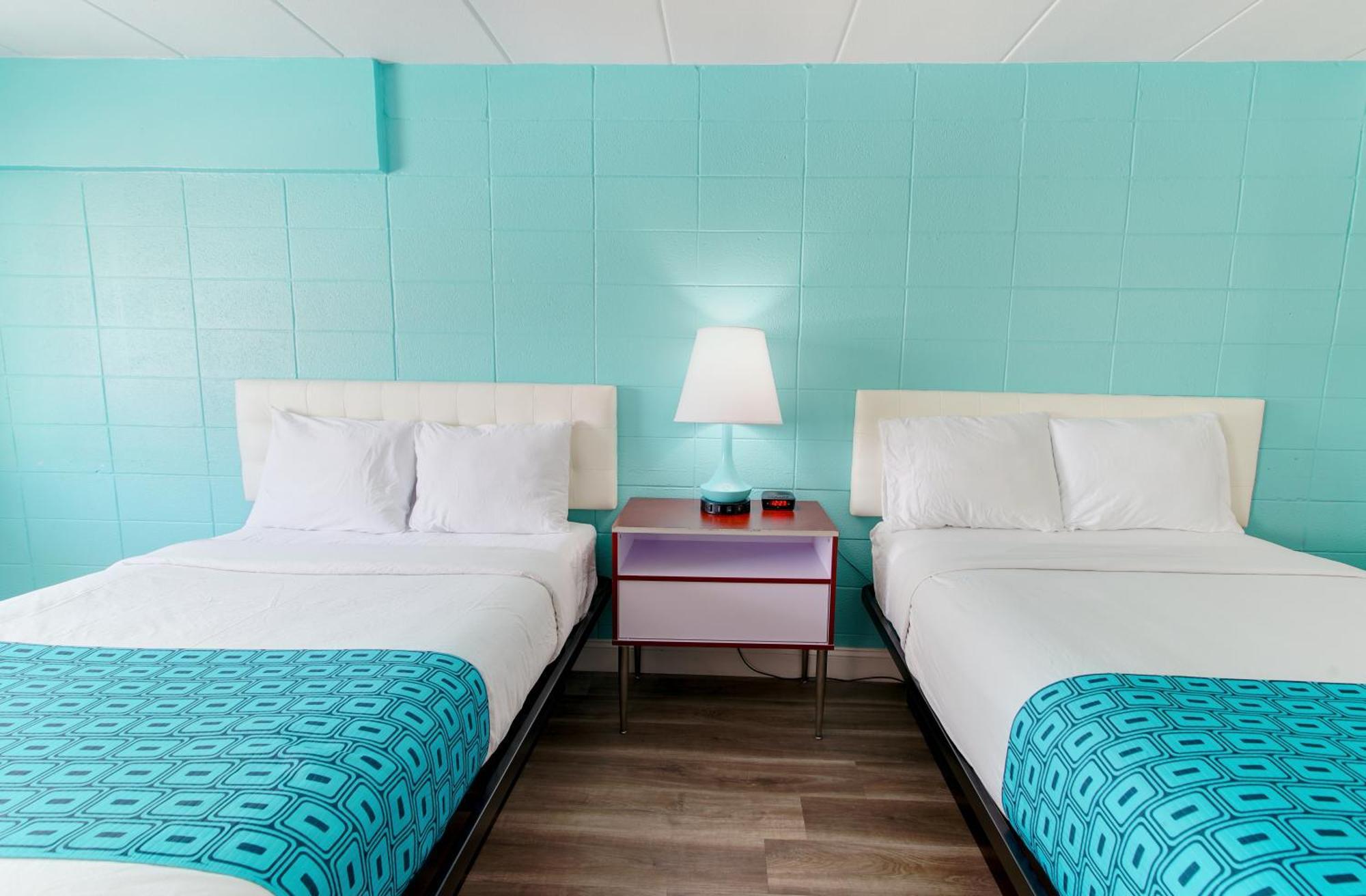 Howard Johnson By Wyndham Virginia Beach At The Beach Екстериор снимка
